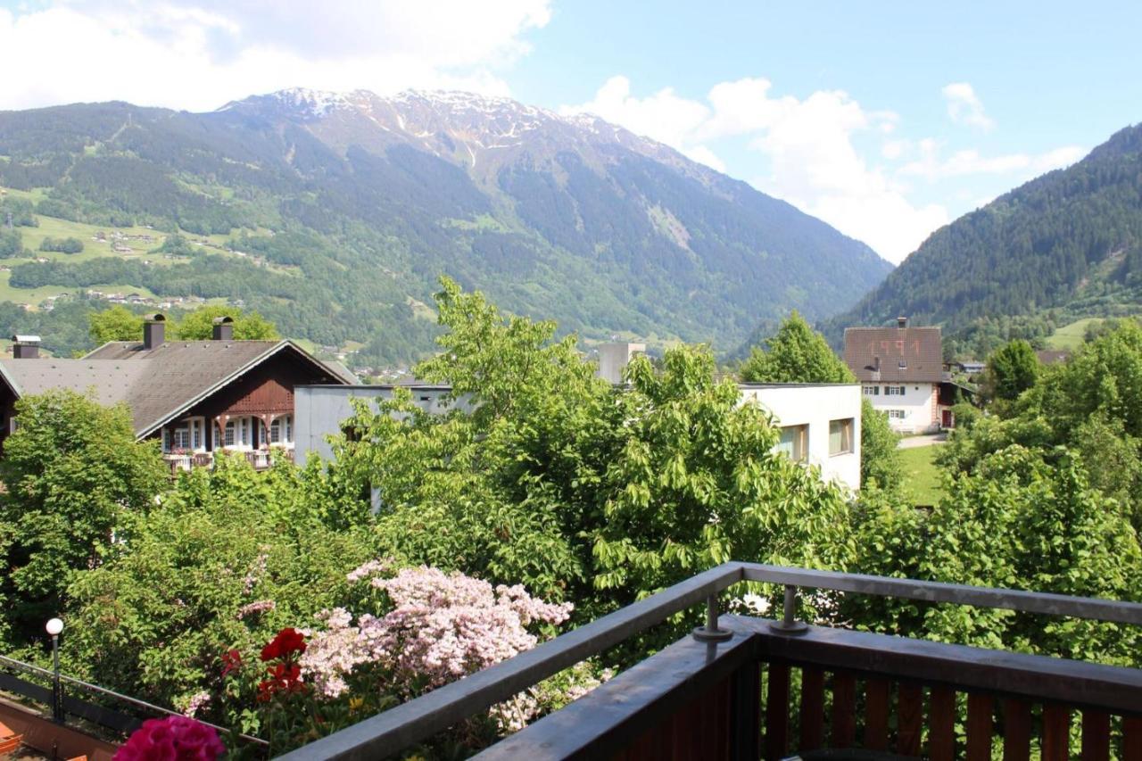 Wanderhotel Garni Cresta Schruns Exterior photo